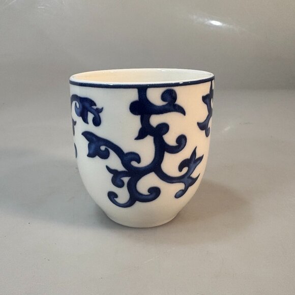 Lauren Ralph Lauren Blue Mandarin 3" No Handle Porcelain Tea Cup Purple Flower - Picture 1 of 5